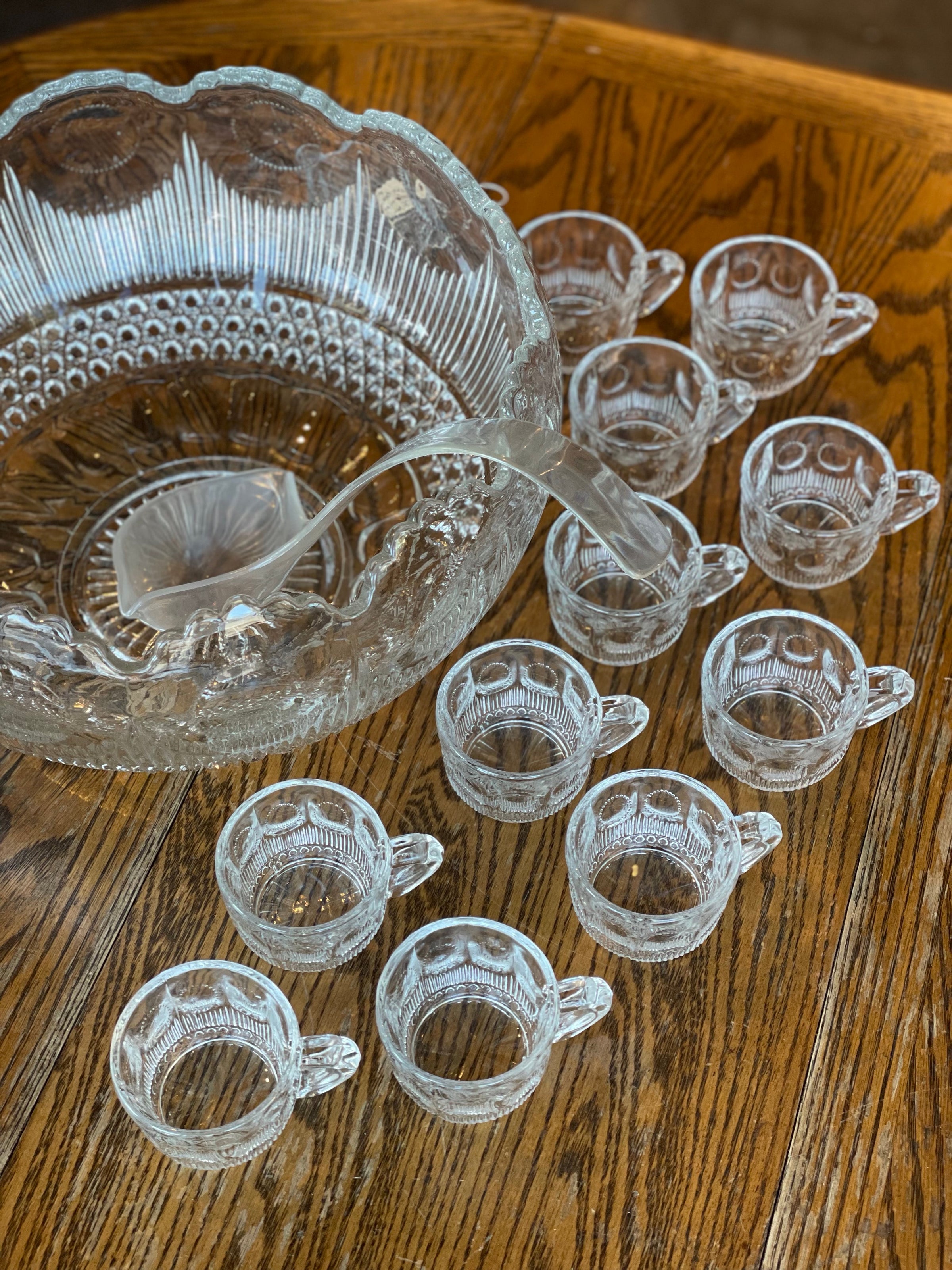 1910 Manhattan Early American Pressed Glass (E.A.P.G) Punch Bowl With 12  Cups, #1003 | Collins & Coupe