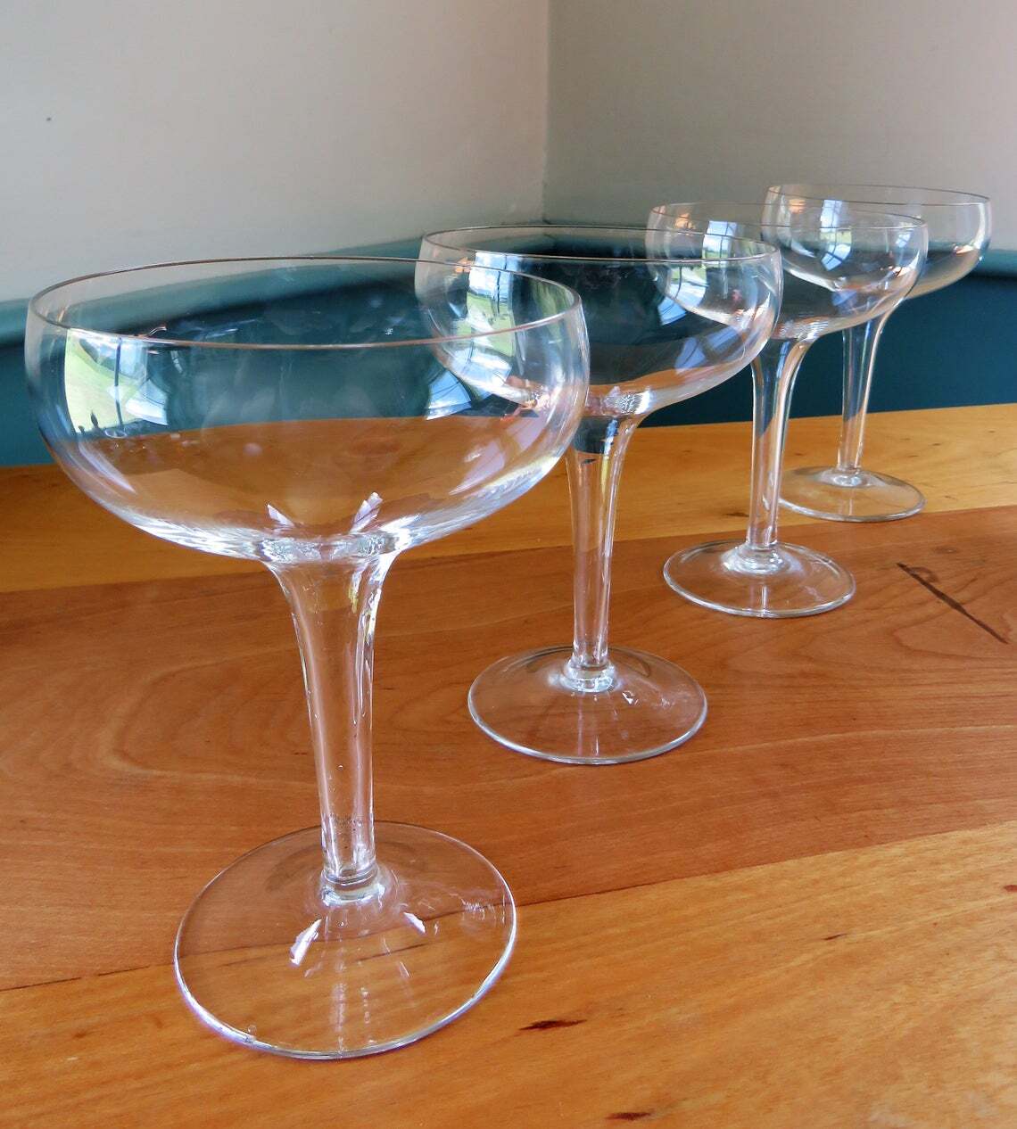 Open stem champagne on sale glasses